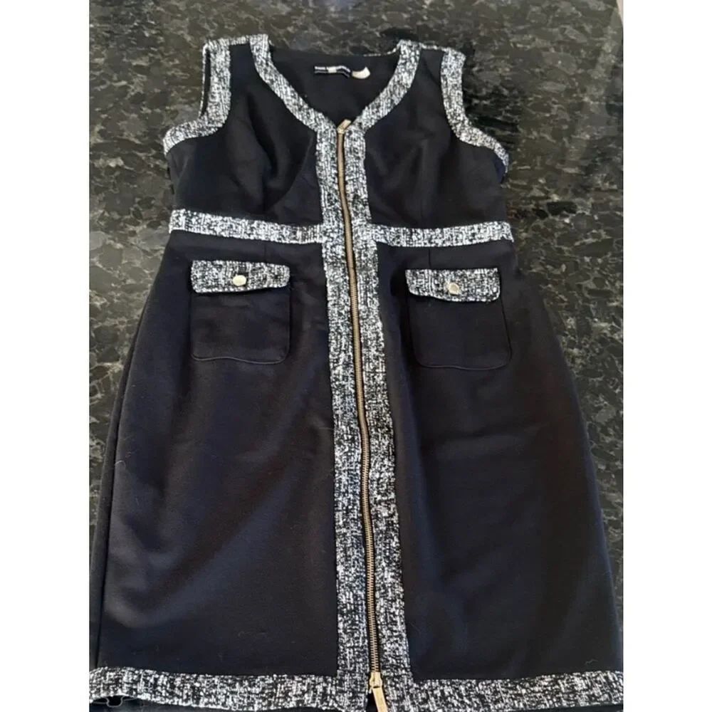 🛍️ Karl Lagerfeld Dress with Tweed Trim and Gold Zip. Size 8.